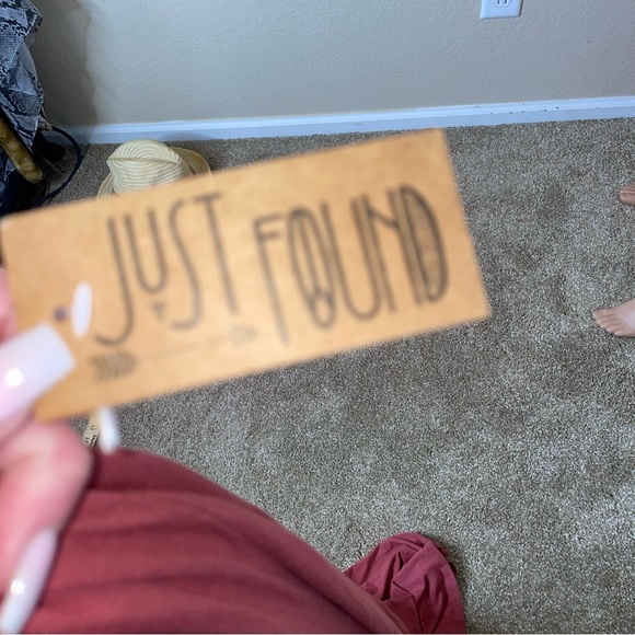 Just Found maxi dress in burgundy lace over shoulder flowy plus size 1X New - Picture 9 of 13